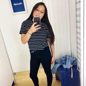 Meet your Posher, Rubi